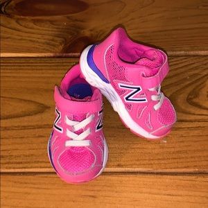 New Balance infant tennis shoes